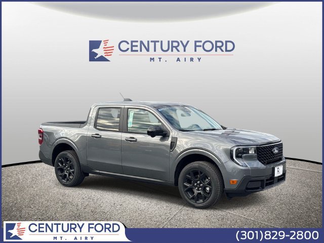 New 2026 Ford Maverick Lariat w/ Black Appearance Package