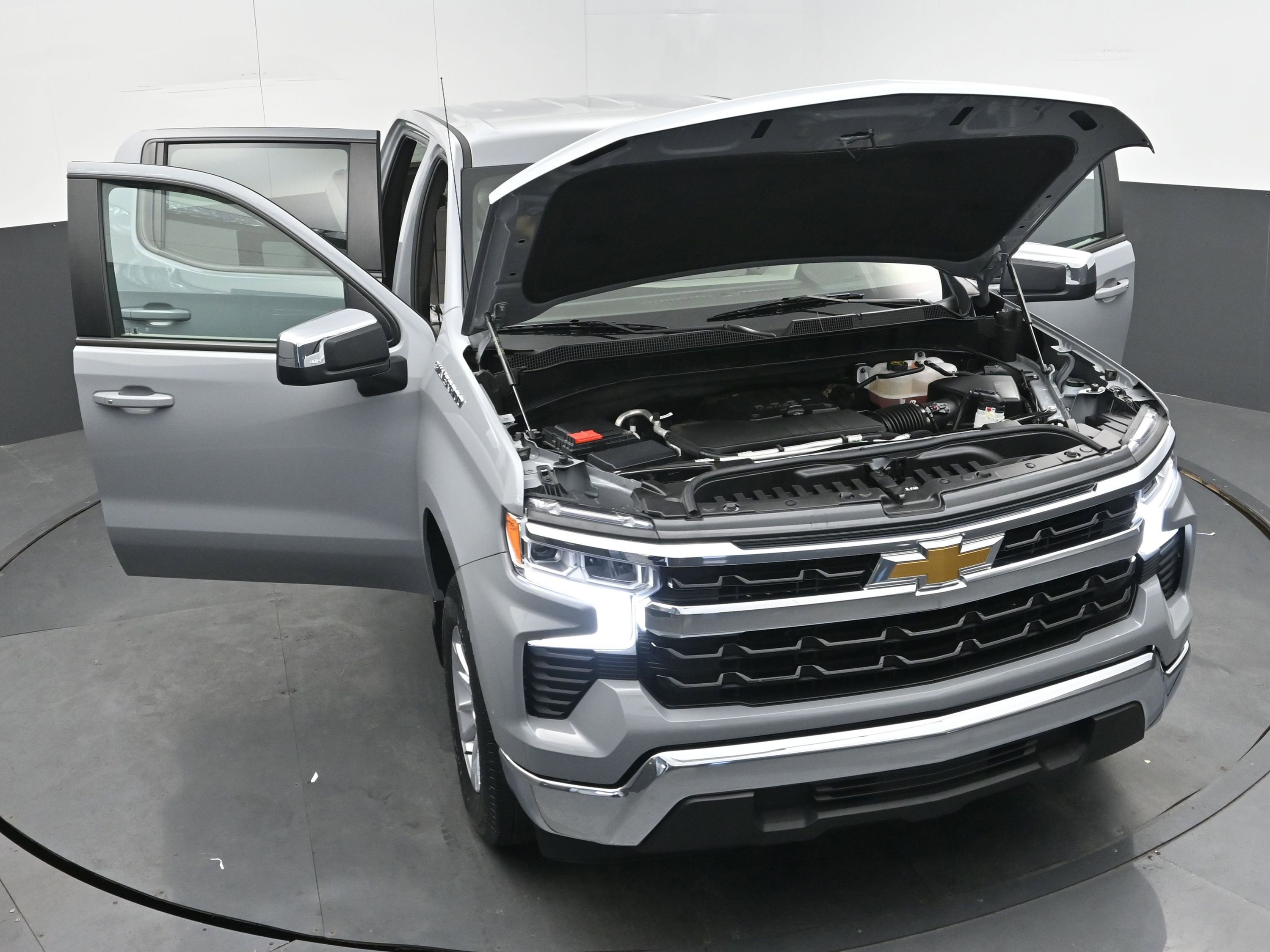 Used 2024 Chevrolet Silverado 1500 LT w/ Protection Package image 39