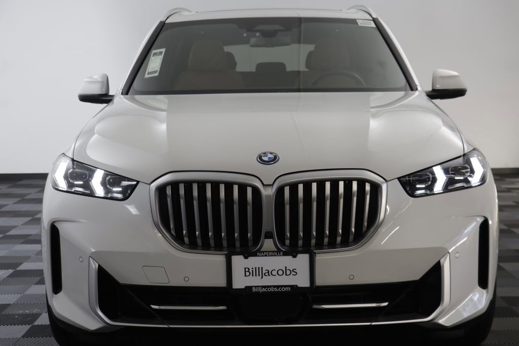 Certified 2024 BMW X5 xDrive50e w/ Premium Package image 23