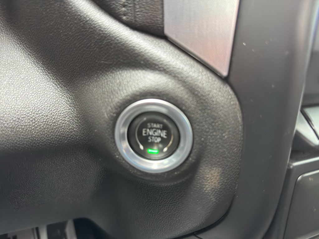 Used 2020 GMC Sierra 1500 SLE w/ SLE Value Package RWD image 22