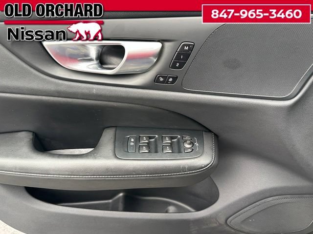 Used 2025 Volvo V60 B5 Cross Country Plus AWD/4WD image 11