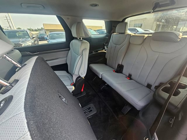 Certified 2025 Hyundai Palisade SEL AWD/4WD image 15