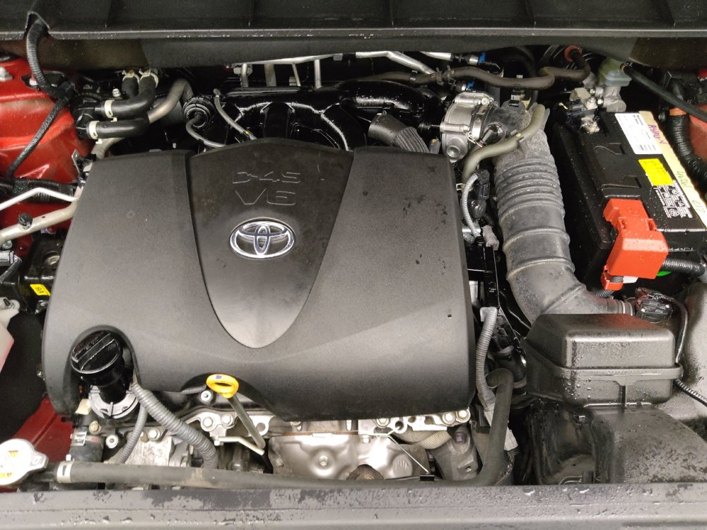 Used 2022 Toyota Highlander LE image 30