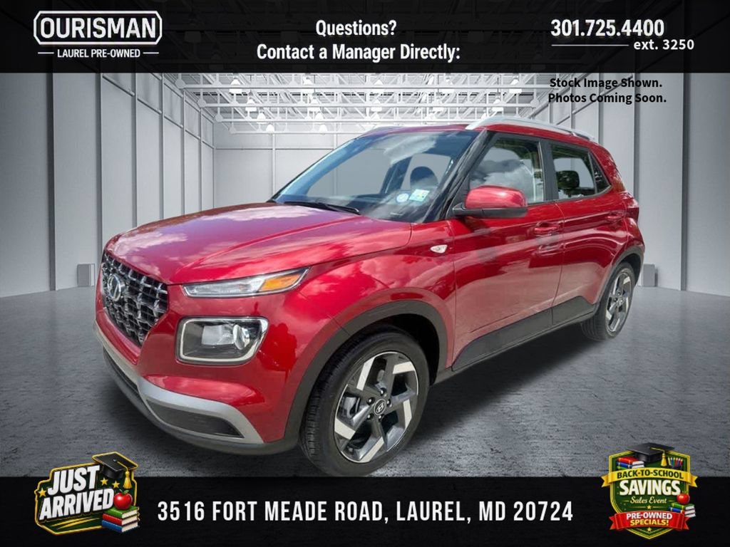 Used 2025 Hyundai Venue SEL FWD image 1