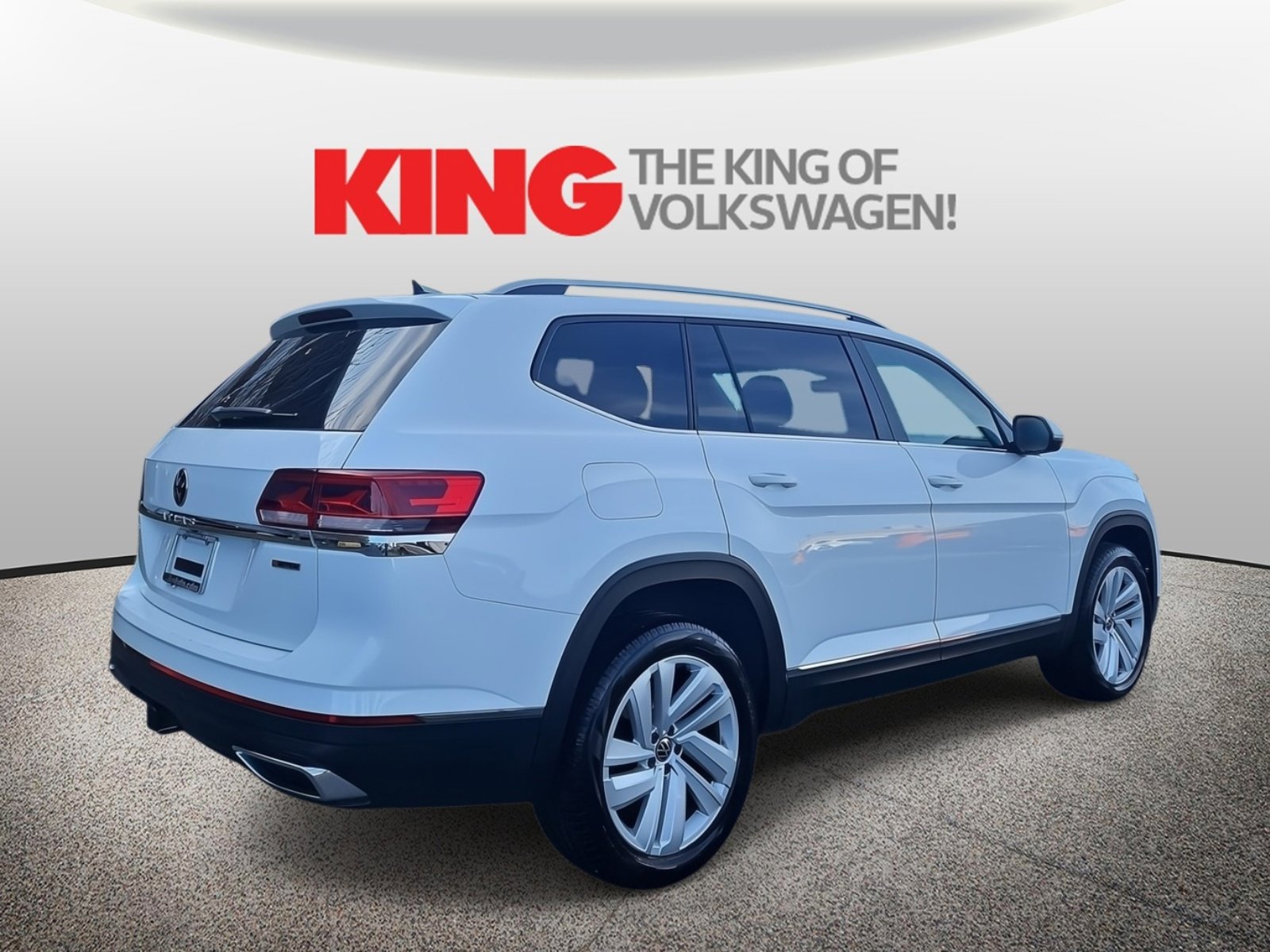 Certified 2021 Volkswagen Atlas SEL image 3