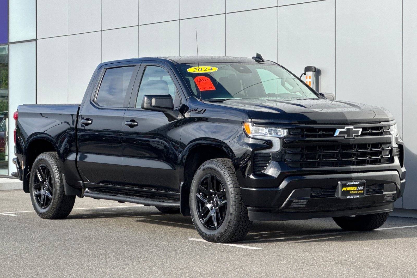 Used 2024 Chevrolet Silverado 1500 RST w/ Convenience Package II image 7