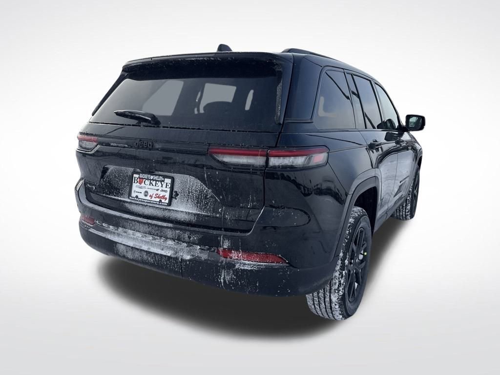 New 2026 Jeep Grand Cherokee Altitude image 4