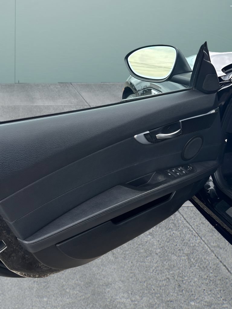 Used 2014 BMW Z4 sDrive35i RWD image 11