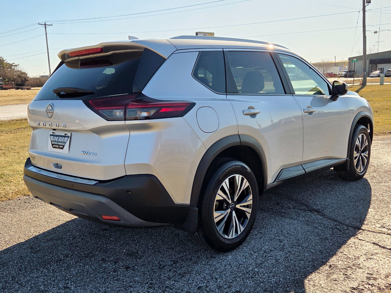 Used 2023 Nissan Rogue SV w/ SV Premium Package image 21