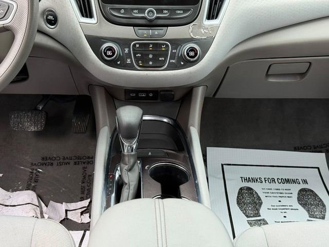 Used 2023 Chevrolet Malibu LT image 16