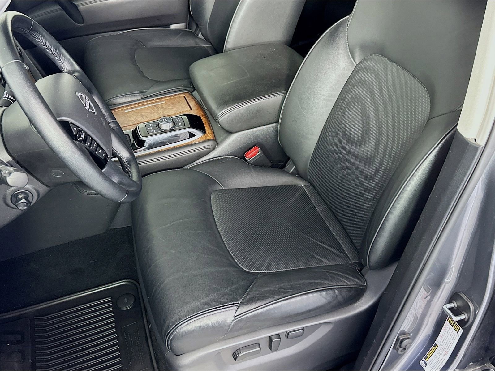 Used 2023 Nissan Armada SL w/ Captain's Chairs Package AWD/4WD image 19
