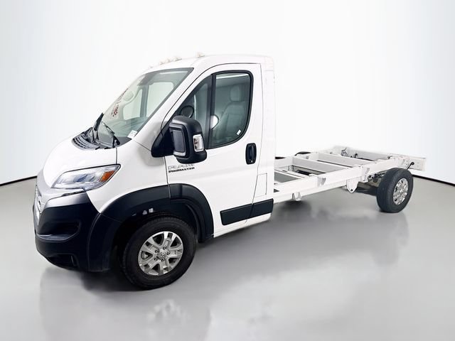Used 2025 RAM ProMaster 3500 w/ Quick Order Package 22G SLT FWD image 3