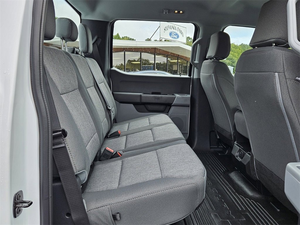 New 2026 Ford F250 4x4 Crew Cab Super Duty image 14