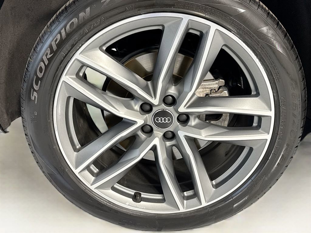 Used 2018 Audi Q7 3.0T Prestige w/ Prestige Package image 35