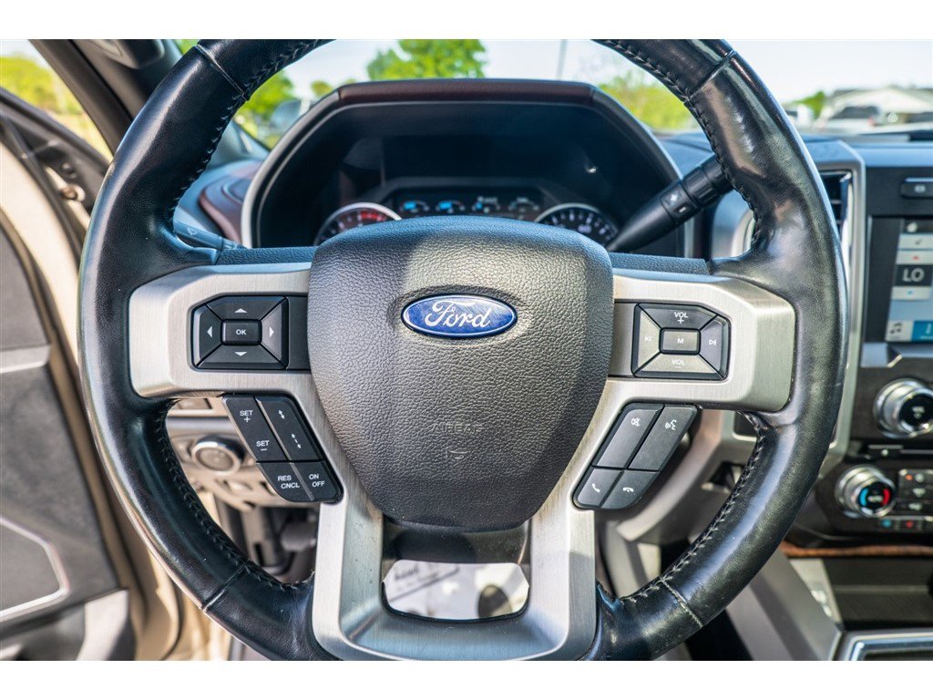 Used 2017 Ford F250 Platinum w/ Platinum Ultimate Package AWD/4WD image 22