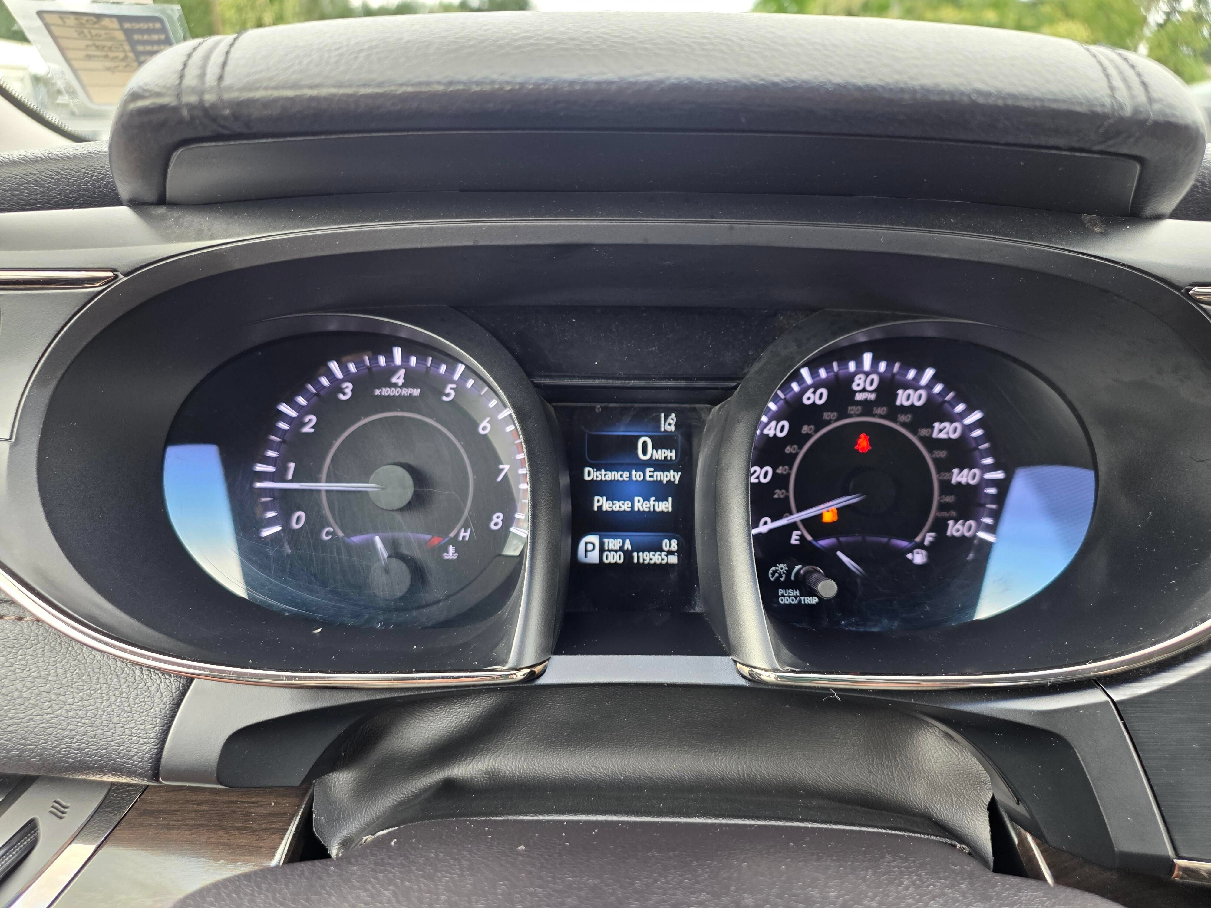 Used 2018 Toyota Avalon XLE FWD image 12