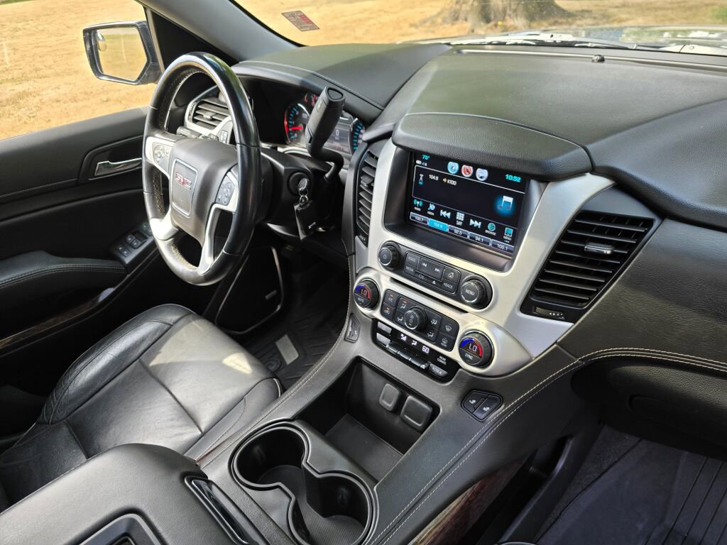 Used 2019 GMC Yukon SLT image 14