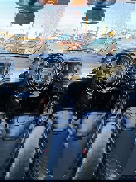 Used 2019 Jeep Cherokee Latitude Plus w/ Cold Weather Group image 24