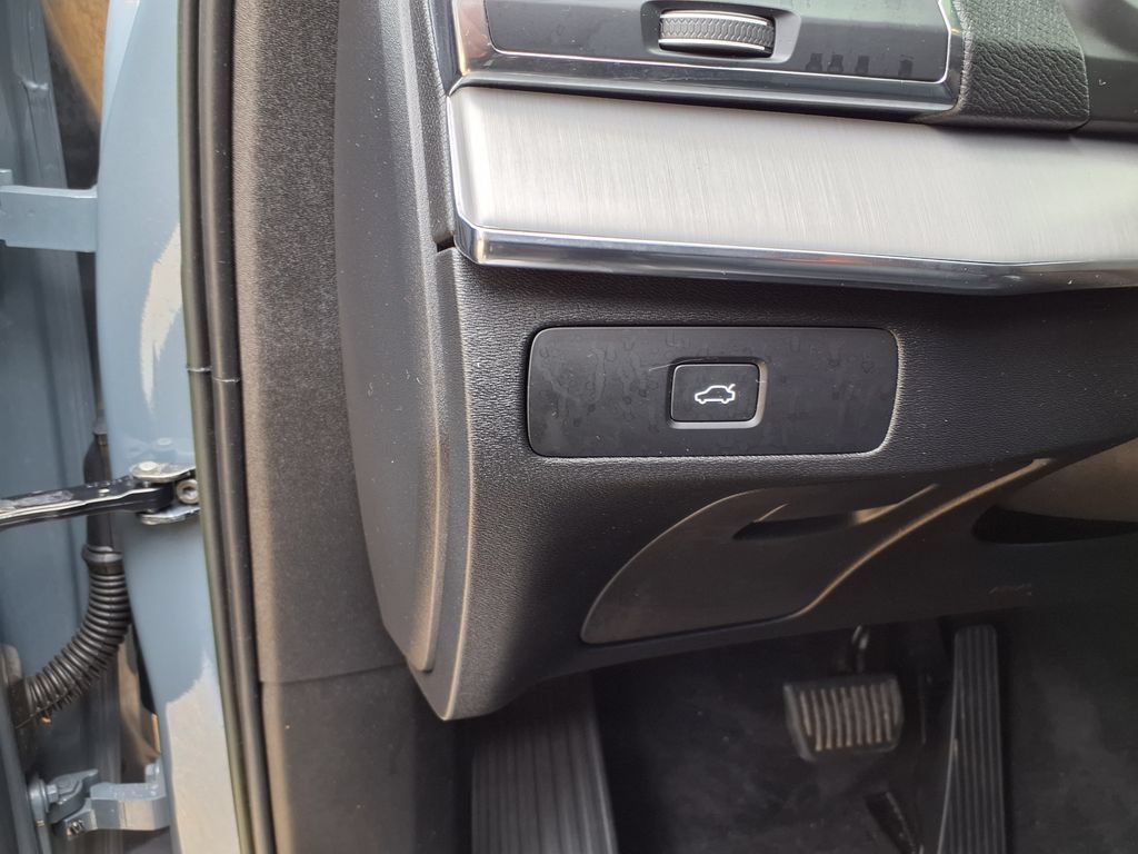 Used 2023 Volvo XC90 B5 Core w/ Protection Package Premier AWD/4WD image 23