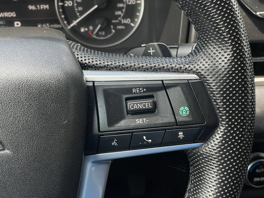 Used 2023 Mitsubishi Outlander SE FWD image 13