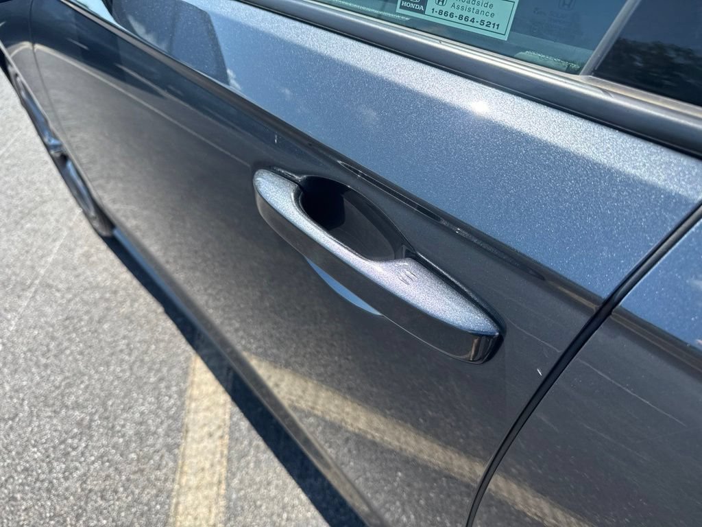 Certified 2023 Honda Accord EX image 12
