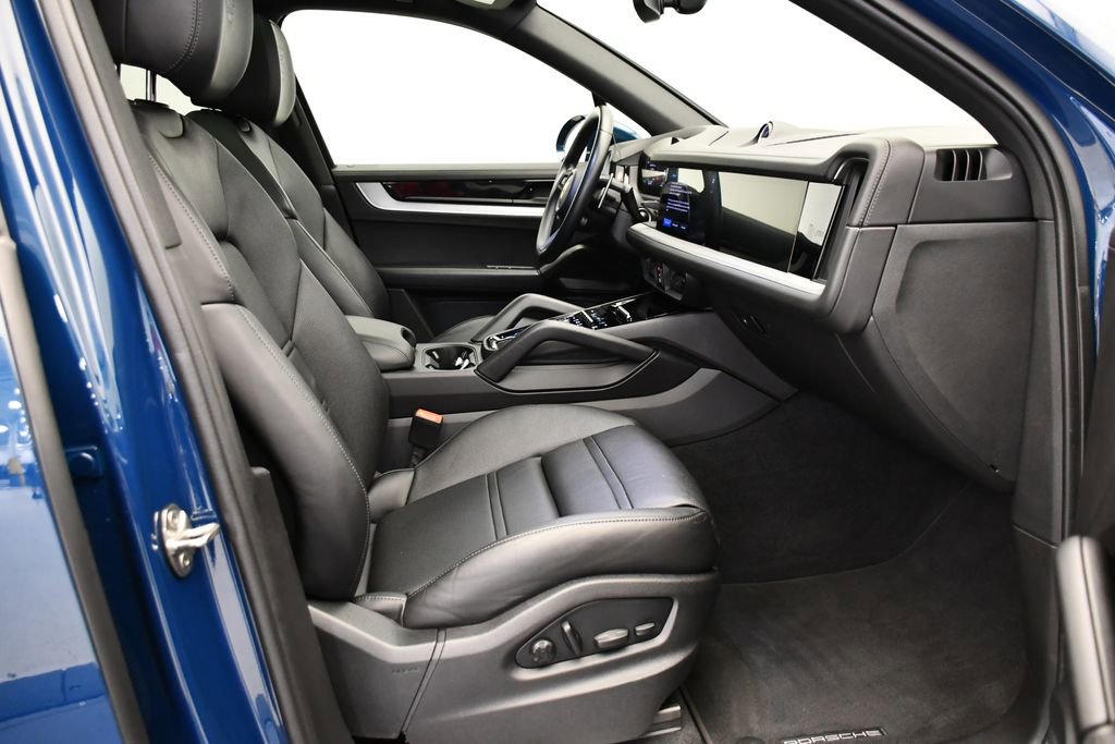 Certified 2024 Porsche Cayenne S image 51
