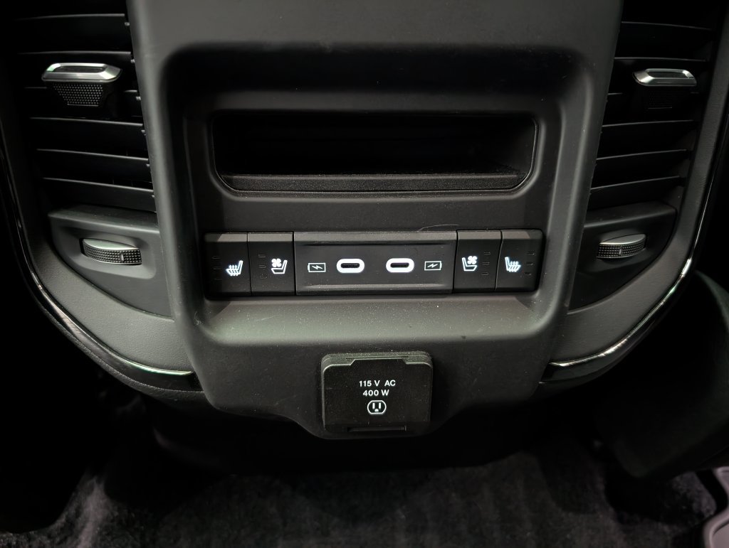 Used 2026 RAM 1500 Limited AWD/4WD image 12