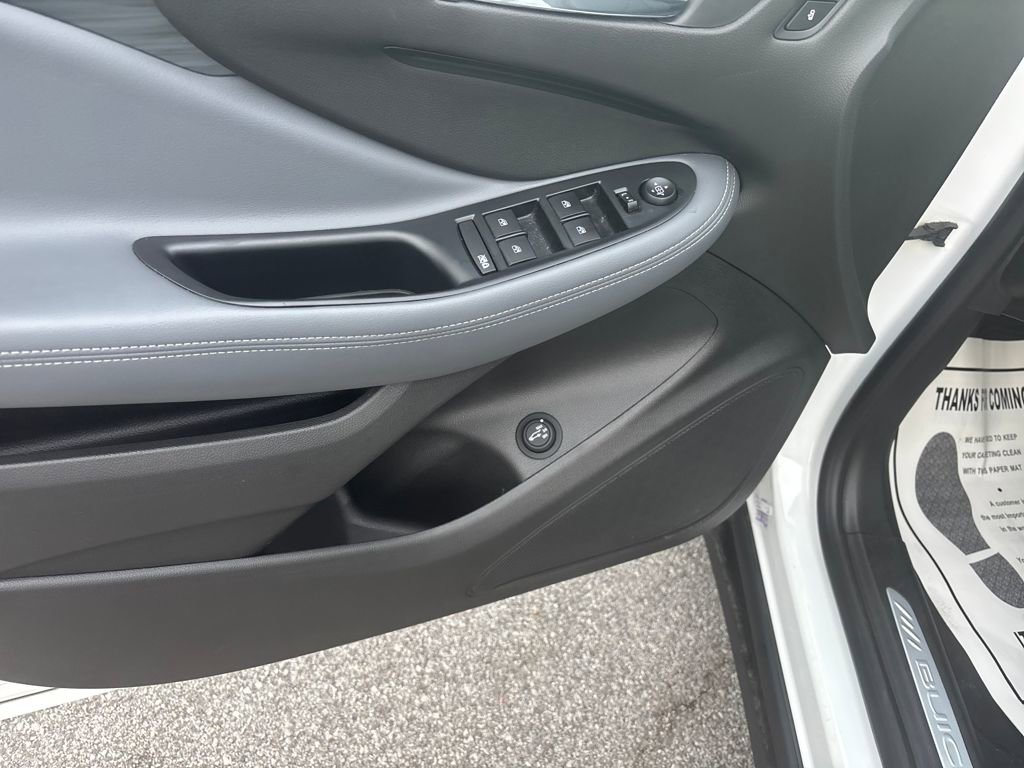 Used 2020 Buick Envision Essence w/ Experience Buick Package image 15