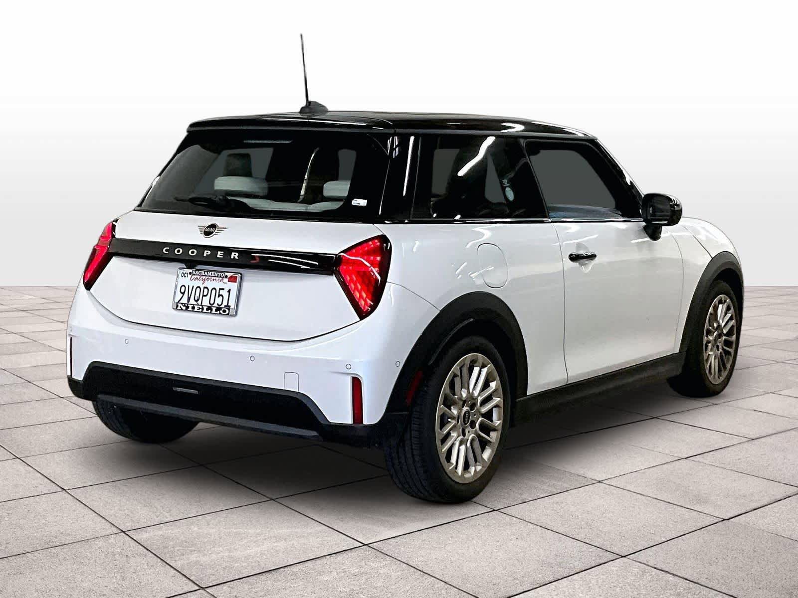 Used 2026 MINI Cooper S FWD image 14
