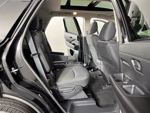 Used 2025 Nissan Pathfinder SV w/ SV Premium Package AWD/4WD image 49
