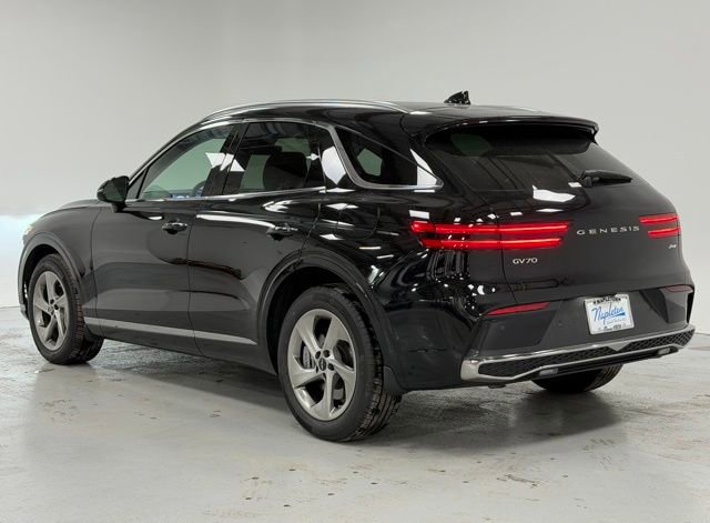 New 2026 Genesis GV70 2.5T AWD/4WD image 3
