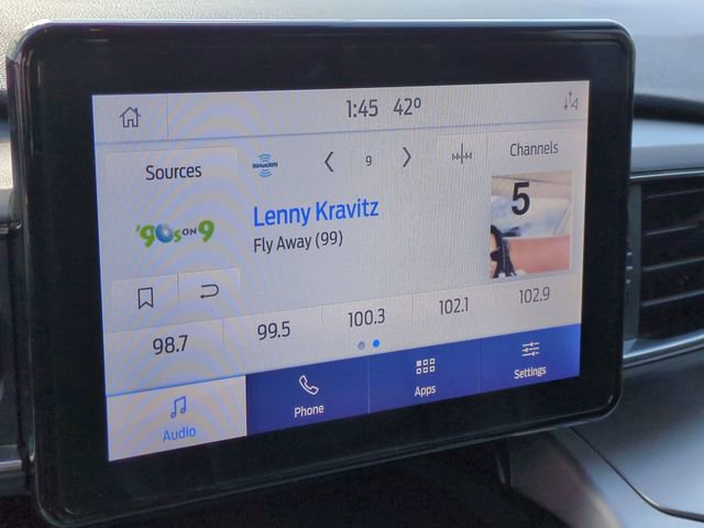 Used 2022 Ford Explorer XLT w/ Equipment Group 202A image 16