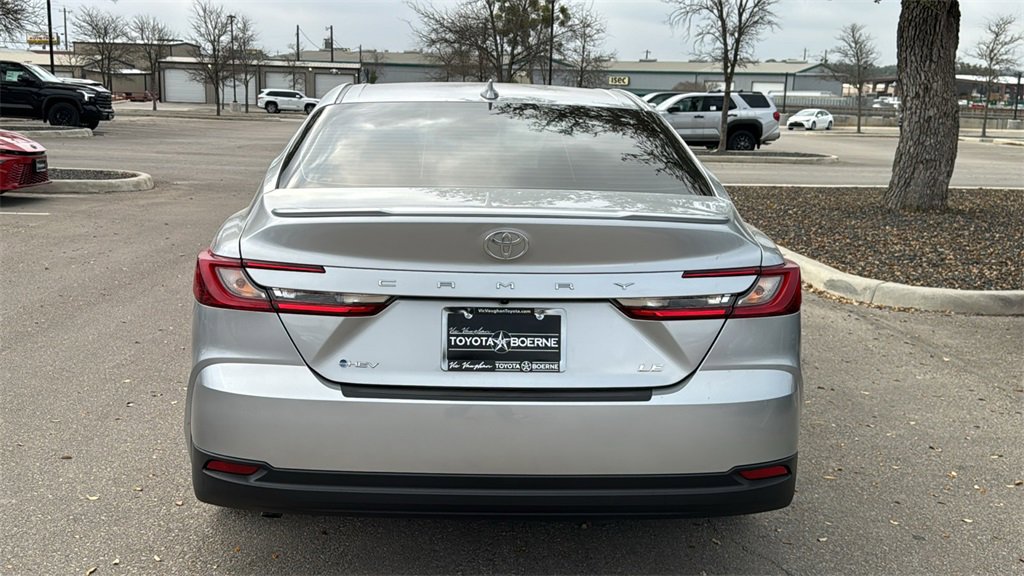 New 2026 Toyota Camry LE image 7