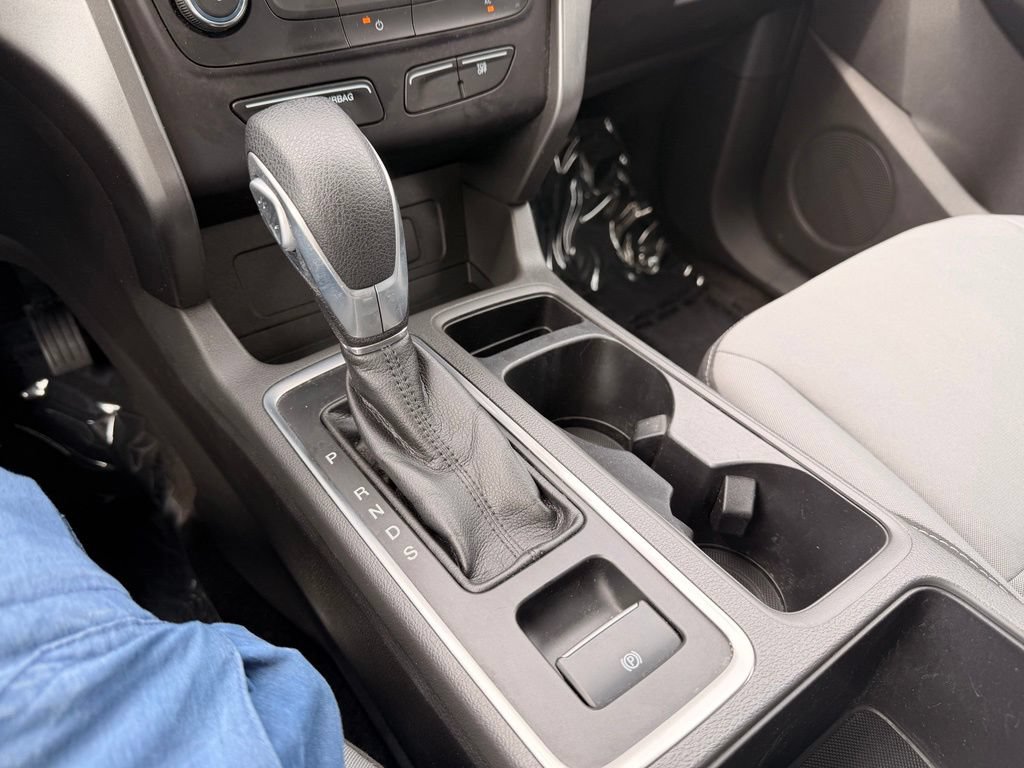 Used 2017 Ford Escape S FWD image 23