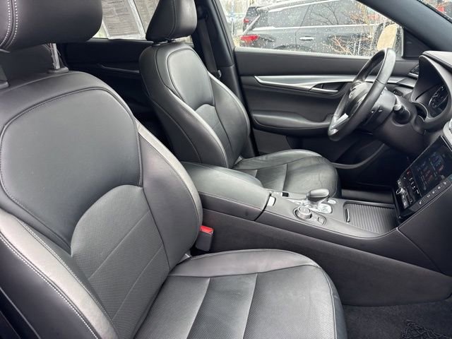 Certified 2023 INFINITI QX55 Luxe w/ Cargo Package image 15