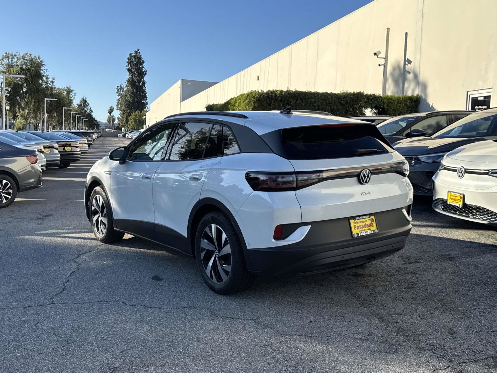 New 2026 Volkswagen ID.4 Pro RWD image 3