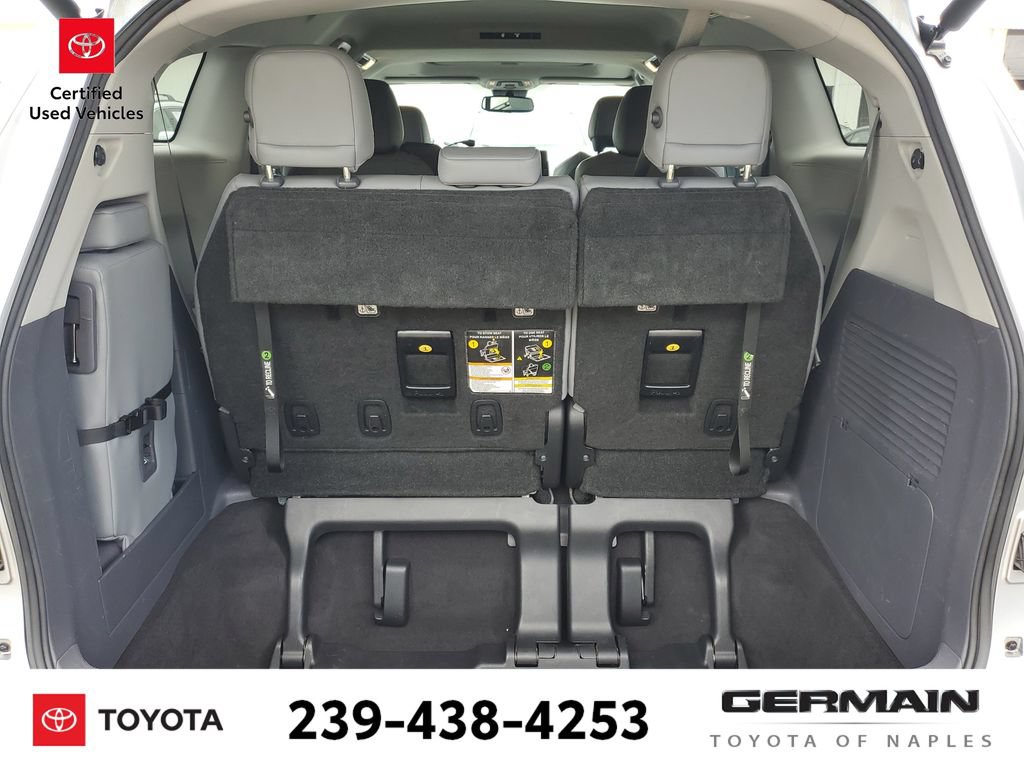 Certified 2022 Toyota Sienna XLE FWD image 23
