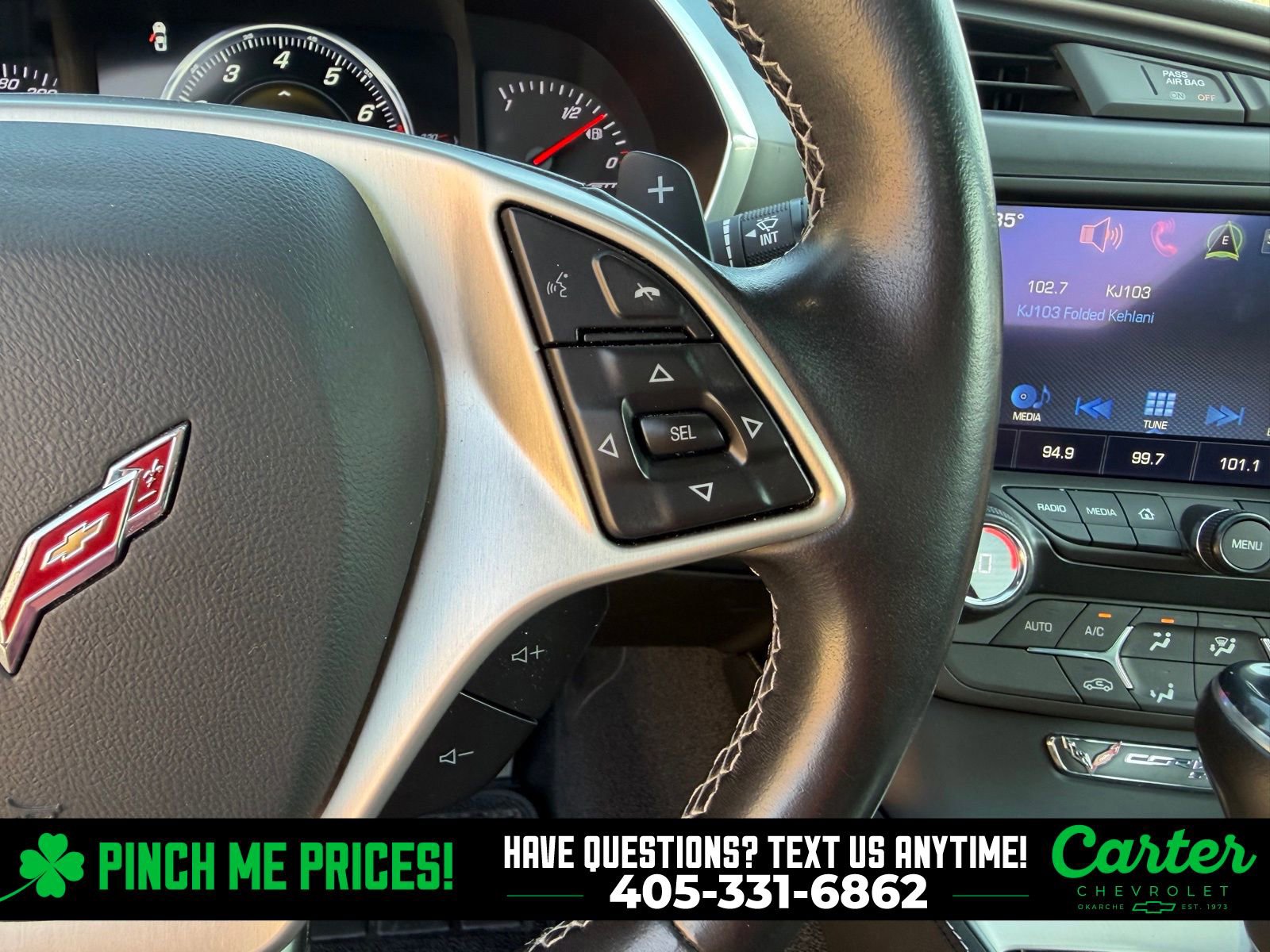 Used 2016 Chevrolet Corvette Stingray Coupe w/ Carbon Flash Badge Package image 18