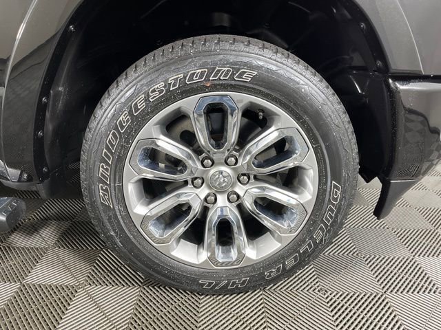 Used 2022 RAM 1500 Laramie w/ Sport Appearance Package image 9