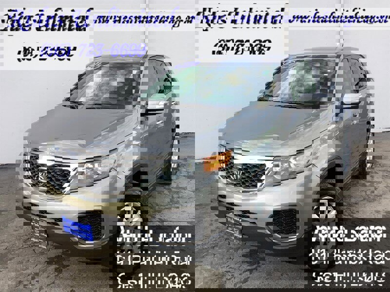 Used 2011 Kia Sorento LX image 1