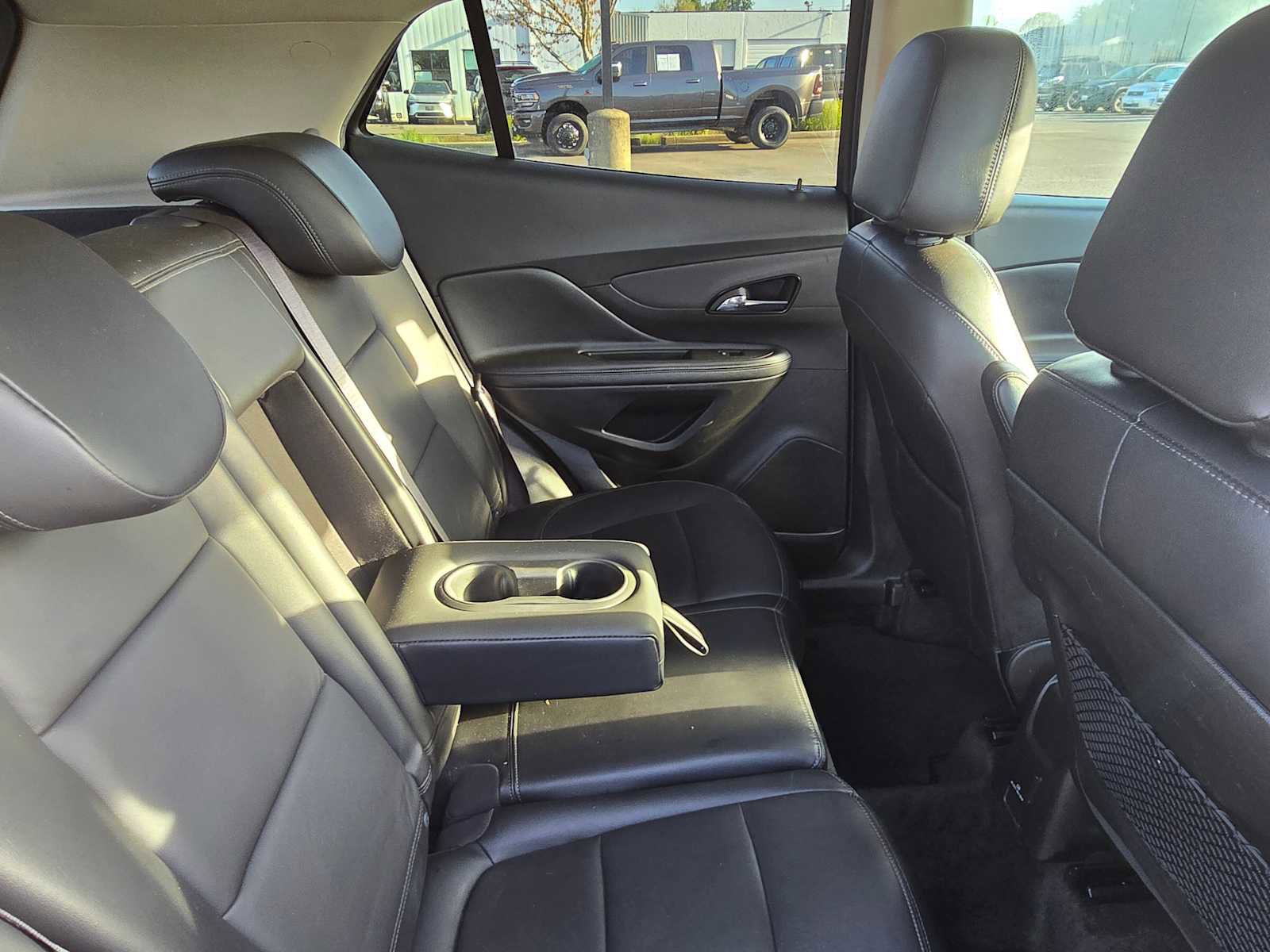 Used 2018 Buick Encore Essence image 15