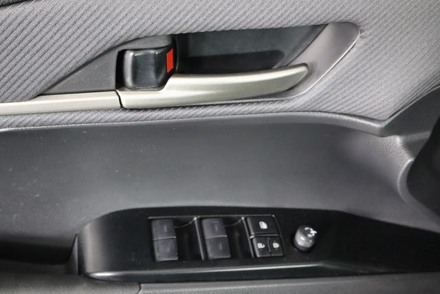 Used 2025 Toyota Camry SE w/ Convenience Package FWD image 22