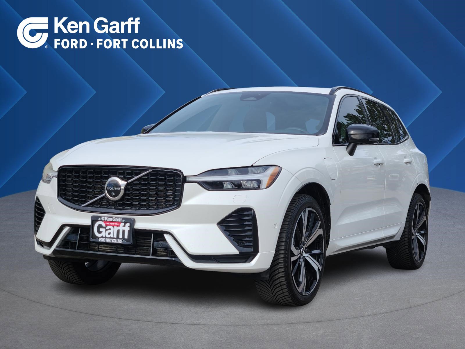 Used 2022 Volvo XC60 T8 R-Design w/ Advanced Package