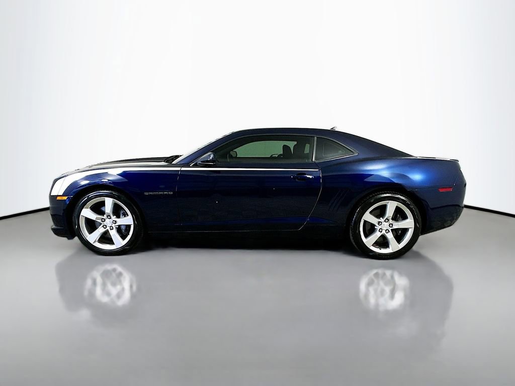 Used 2011 Chevrolet Camaro SS RWD image 4