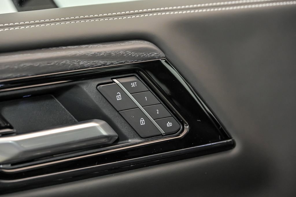 New 2026 GMC Yukon XL AT4 Ultimate w/ LPO, Floor Liner Package AWD/4WD image 6