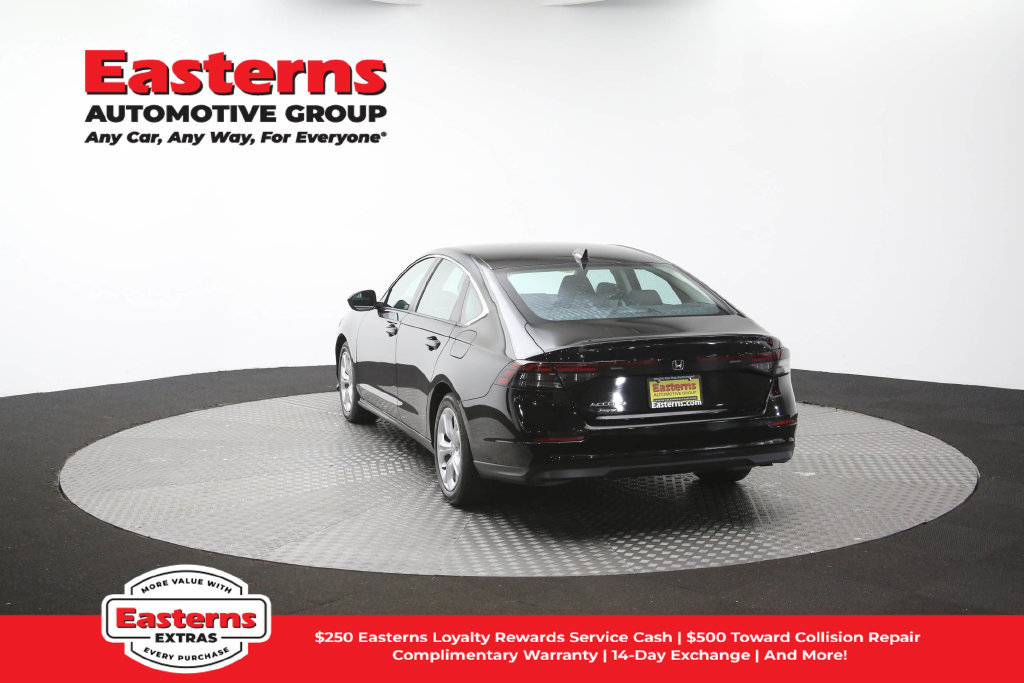 Used 2025 Honda Accord LX image 36