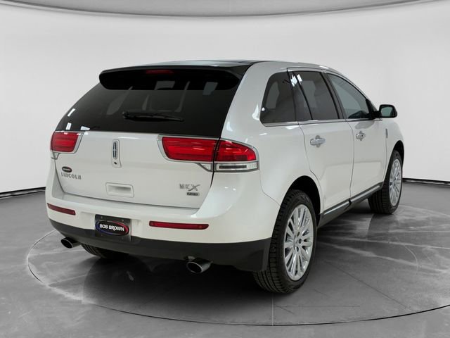 Used 2013 Lincoln MKX AWD image 3