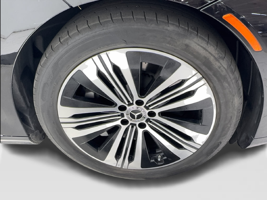 Used 2024 Mercedes-Benz EQS 450+ Sedan image 16