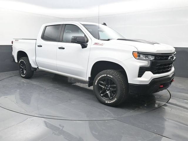 Used 2023 Chevrolet Silverado 1500 LT Trail Boss w/ Protection Package AWD/4WD image 8