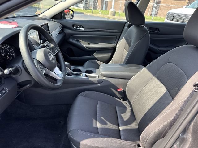 Used 2025 Nissan Altima 2.5 SV image 19